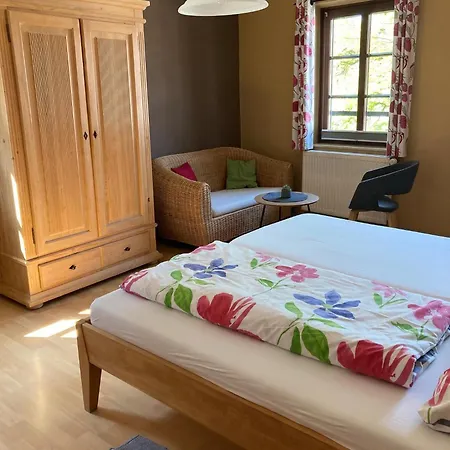 Hofschänke * Winden